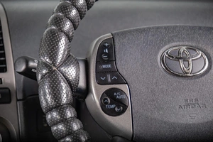 Лифтбек Toyota Prius 2008 года, 899000 рублей, Томск