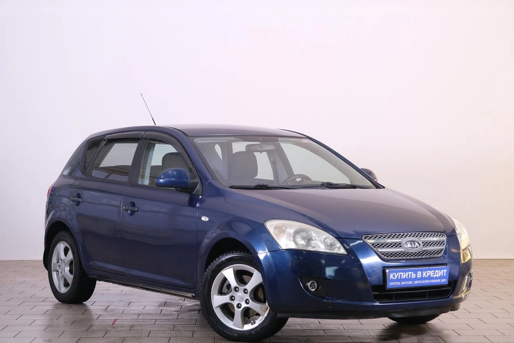 Хетчбэк Kia Ceed 2007 года, 699000 рублей, Омск