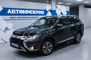 Внедорожник Mitsubishi Outlander 2019 года, 2098000 рублей, Солонцы