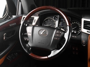 Внедорожник Lexus LX 2015 года, 6049000 рублей, Тюмень