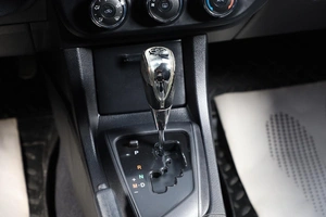 Седан Toyota Corolla 2013 года, 1289000 рублей, Новосибирск