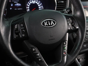 Седан Kia Optima 2012 года, 1225000 рублей, Воронеж