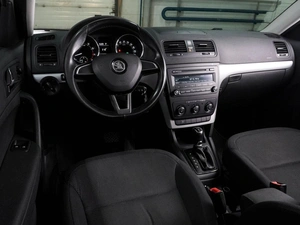 Внедорожник Skoda Yeti 2014 года, 924000 рублей, Воронеж