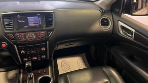 Внедорожник Nissan Pathfinder 2015 года, 1949000 рублей, Красноярск