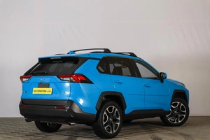 Внедорожник Toyota RAV4 2021 года, 3169000 рублей, Тюмень
