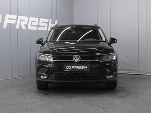 Внедорожник Volkswagen Tiguan 2020 года, 2600000 рублей, Омск
