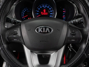 Хетчбэк Kia Rio 2014 года, 780000 рублей, Тюмень