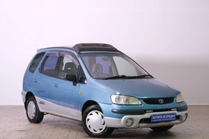 Минивэн Toyota Corolla Spacio 1998 года, 449000 рублей, Омск