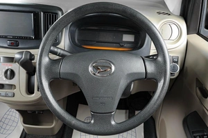 Хетчбэк Daihatsu Mira e:S 2015 года, 749000 рублей, Тюмень