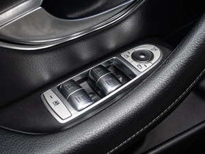 Седан Mercedes-benz E-класс 2016 года, 3020000 рублей, Краснодар