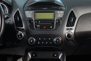 Внедорожник Hyundai ix35 2015 года, 1199000 рублей, Тюмень