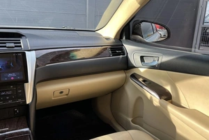 Седан Toyota Camry 2018 года, 2190000 рублей, Солонцы