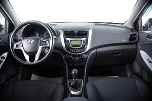 Седан Hyundai Solaris 2013 года, 579000 рублей, Пермь