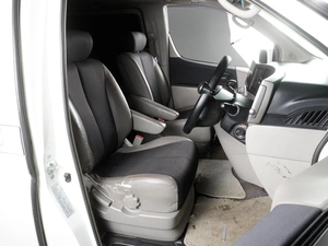 Минивэн Nissan Elgrand 2004 года, 1370000 рублей, Минеральные Воды