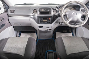 Минивэн Toyota Touring Hiace 2000 года, 699000 рублей, Томск