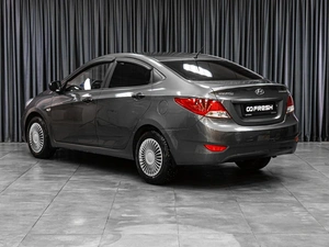Седан Hyundai Solaris 2013 года, 899000 рублей, Тюмень