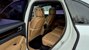 Внедорожник Porsche Cayenne 2018 года, 7450000 рублей, Красноярск