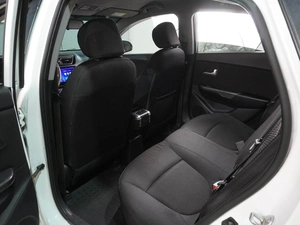 Седан Kia Rio 2014 года, 879000 рублей, Воронеж