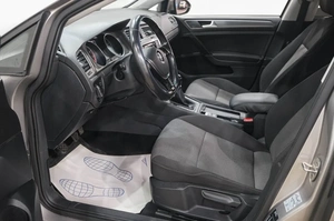 Хетчбэк Volkswagen Golf 2013 года, 889000 рублей, Новокузнецк