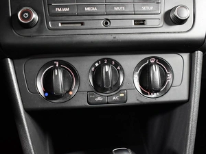 Седан Volkswagen Polo 2016 года, 1027200 рублей, Казань