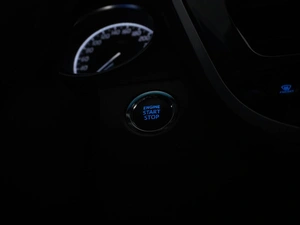 Седан Toyota Camry 2021 года, 3447077 рублей, Москва