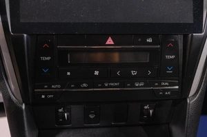 Седан Toyota Camry 2015 года, 1999000 рублей, Новокузнецк
