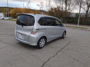 Минивэн Honda Freed 2012 года, 1100000 рублей, Красноярск