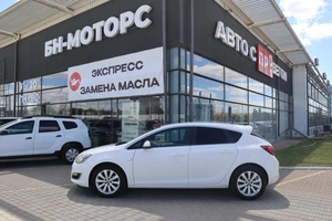Хэтчбек Opel Astra 2014 года, 900000 рублей, Мирное