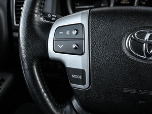 Внедорожник Toyota Land Cruiser 2014 года, 3999000 рублей, Кирилловка