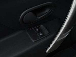 Седан Renault Logan Stepway 2021 года, 1249999 рублей, Москва