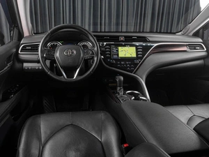 Седан Toyota Camry 2019 года, 2799000 рублей, Тюмень