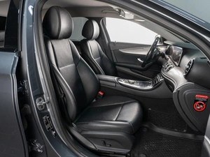 Седан Mercedes-benz E-класс 2018 года, 2879000 рублей, Сургут