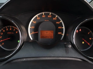 Хетчбэк Honda Fit 2012 года, 800000 рублей, Омск