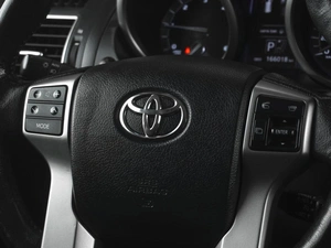 Внедорожник Toyota Land Cruiser Prado 2016 года, 4029000 рублей, Тюмень