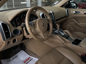 Внедорожник Porsche Cayenne 2013 года, 2497000 рублей, Солонцы