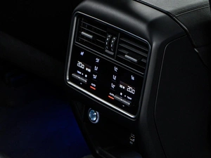 Внедорожник Porsche Cayenne 2018 года, 5595055 рублей, Москва
