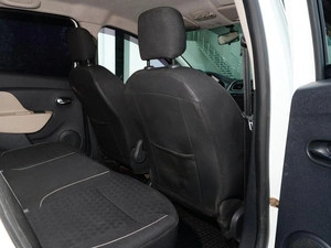 Седан Renault Logan 2014 года, 639000 рублей, Тверь