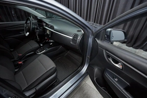 Седан Kia Rio 2019 года, 1350000 рублей, Красноярск