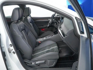 Хетчбэк Volkswagen Golf 2021 года, 2799444 рублей, Москва