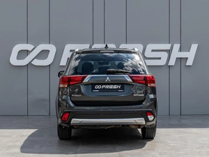 Внедорожник Mitsubishi Outlander 2018 года, 1960000 рублей, Краснодар