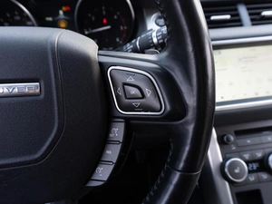 Внедорожник Land Rover Range Rover Evoque 2017 года, 2999000 рублей, Саратов