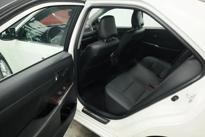 Седан Toyota Camry 2015 года, 2550000 рублей, Курск