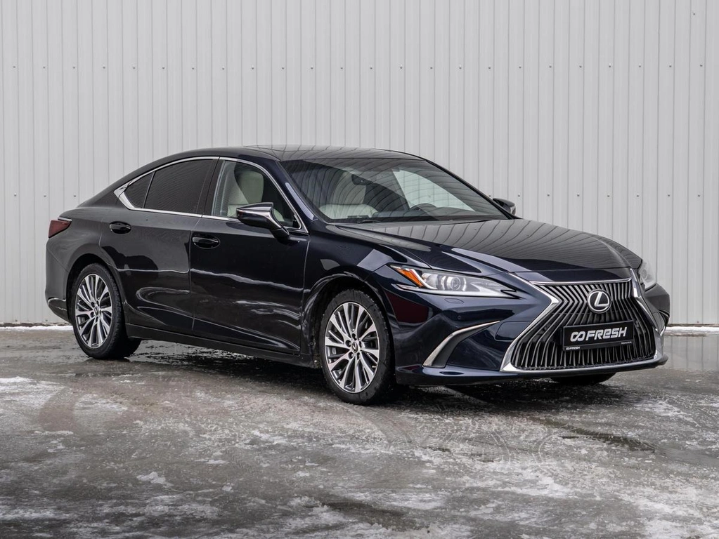 Седан Lexus ES 2018 года, 2940000 рублей, Краснодар