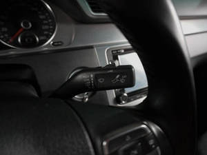 Седан Volkswagen Passat 2012 года, 944000 рублей, Воронеж
