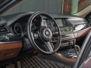 Седан BMW 5 серия 2016 года, 2549000 рублей, Сургут