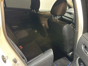 Хетчбэк Nissan Leaf 2019 года, 1947000 рублей, Красноярск