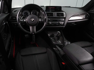 Хетчбэк BMW 1 серия 2017 года, 1811000 рублей, Воронеж