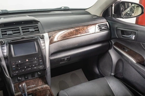 Седан Toyota Camry 2015 года, 2189000 рублей, Томск