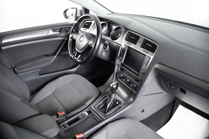 Хетчбэк Volkswagen Golf 2013 года, 1439000 рублей, Пермь