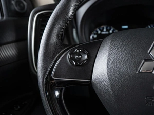 Внедорожник Mitsubishi Outlander 2018 года, 1990000 рублей, Волгоград